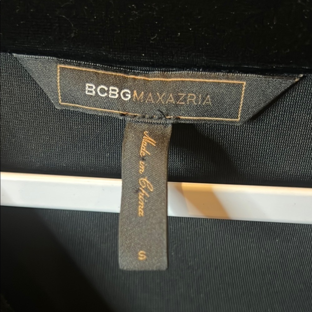 BCBGMaxAzria Black V-Neck Long Sleeve Velvet Cocktail Dress - Picture 2 of 11